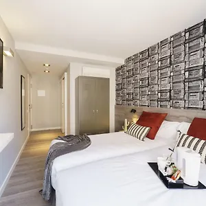 Gasthuis Bypillow Wander (adults Only), Barcelona
