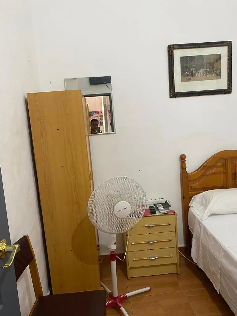Affittacamere Pension Teruel Barcellona Spagna