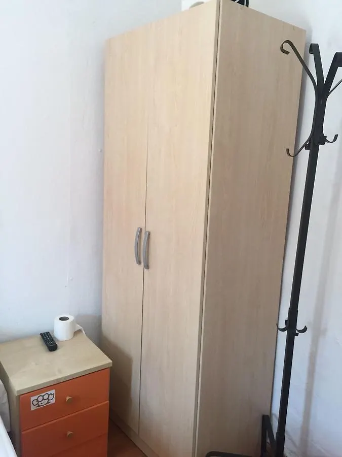 Pension Teruel Barcellona Affittacamere